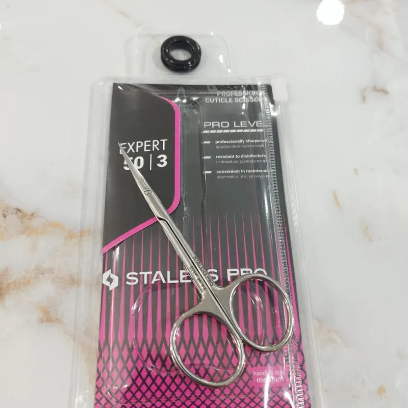 Tijera para cutícula Staleks Pro